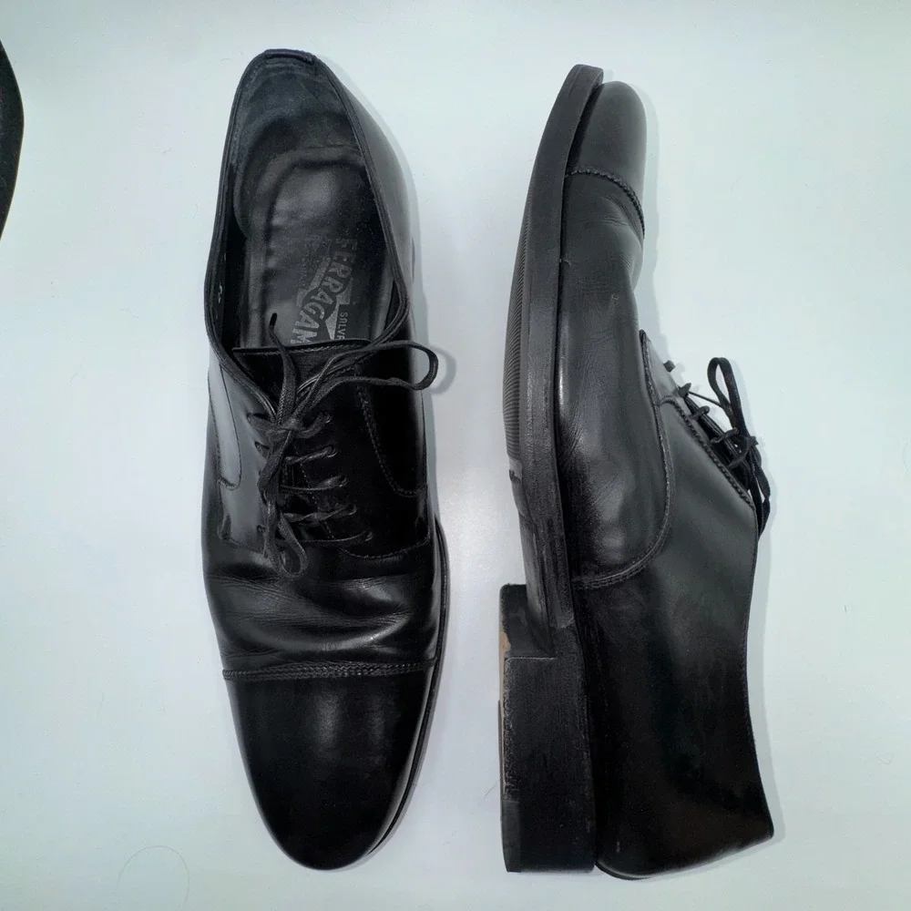 Salvatore Ferragamo Mens Oxford 9 Wide Black Leather Cap Toe Lace Up Dress Shoes